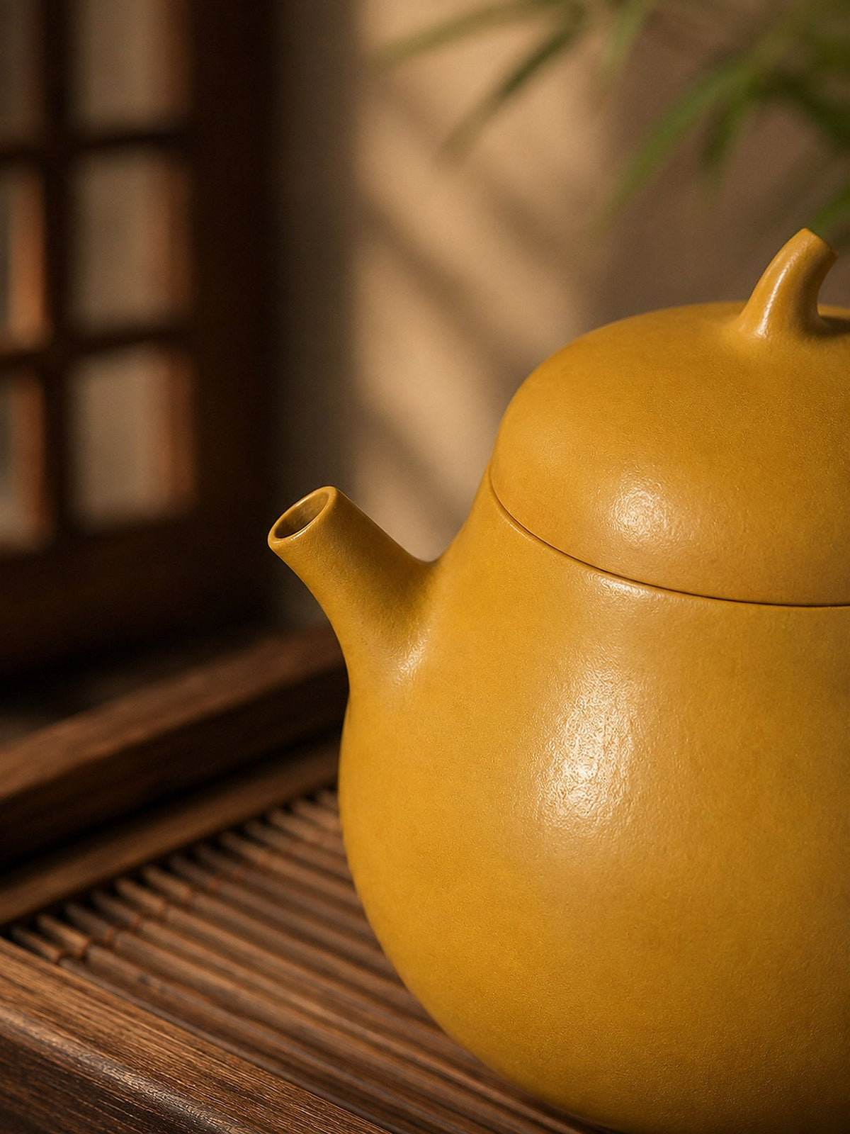 Golden Zhuni Dezhong Yixing teapot guide with Qie Gua Yixing Zisha Teapot – Golden Zhuni Clay, 80ml