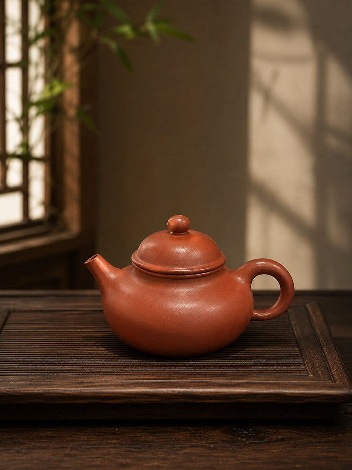 Qing Jiangponi Rongtian Yixing teapot guide with Rongtian Yixing Zisha Teapot – Zhuni Clay, 60ml