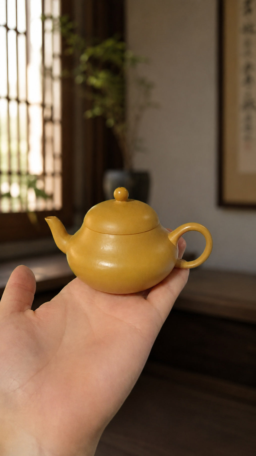 Product view 2 of 100ml Aili zisha teapot in Golden Zhuni Clay, No. 021