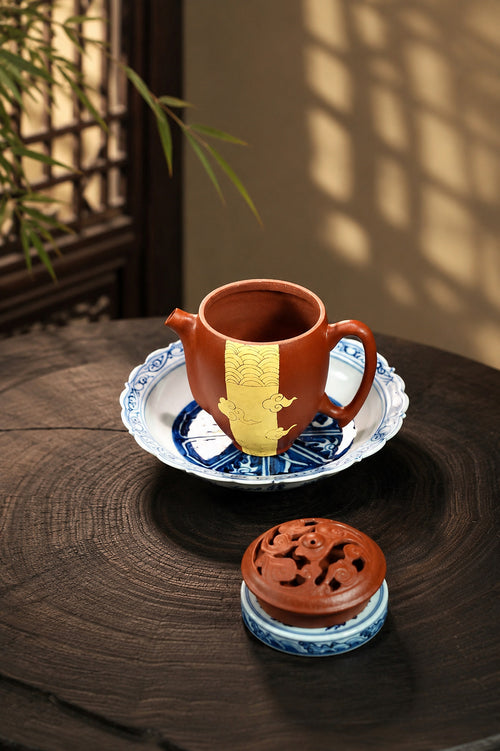 Product view 2 of 180ml Artisan Design zisha teapot in Jiangponi Clay, No. 352