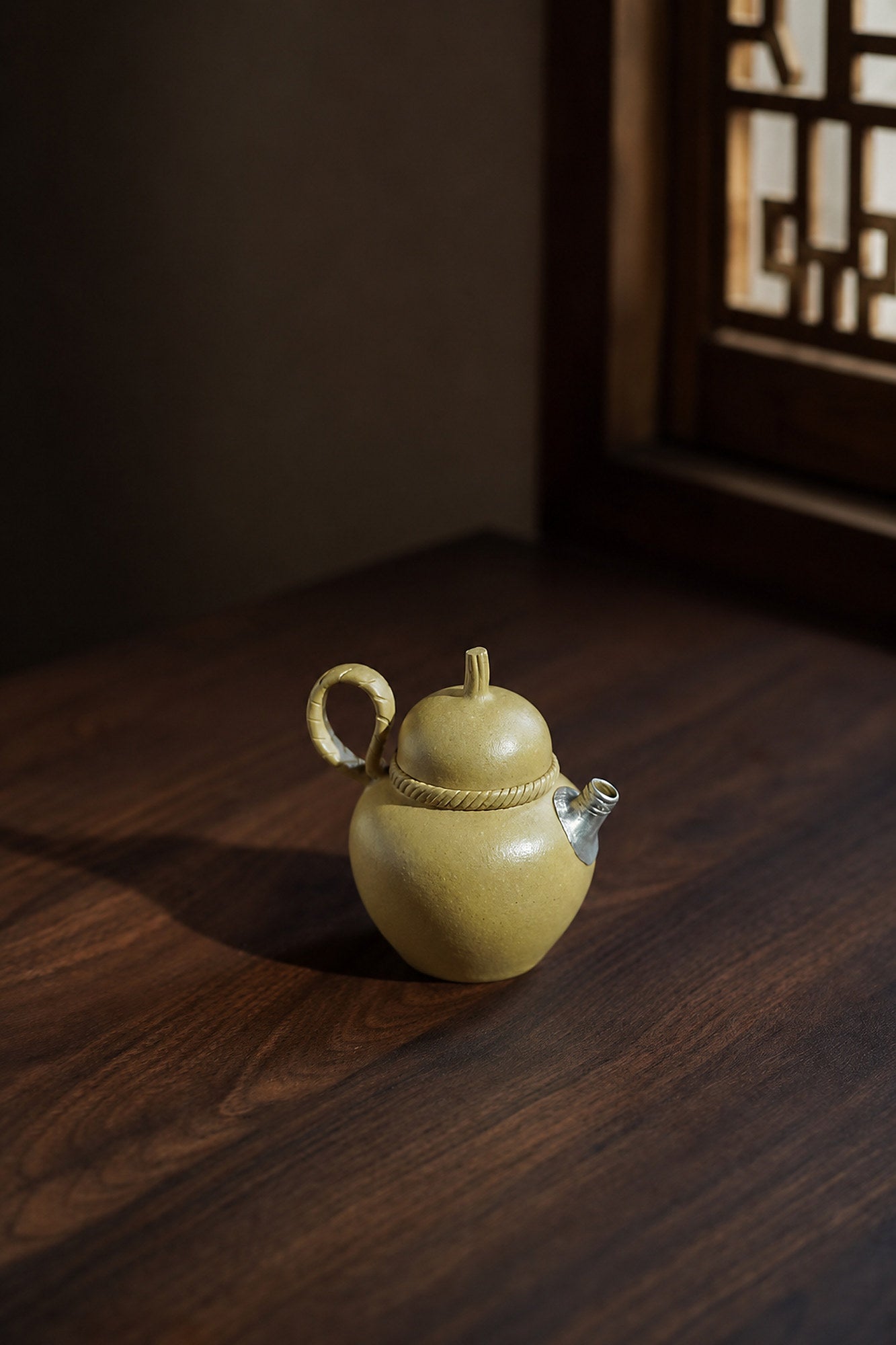 Product view 2 of 100ml Artisan Design zisha teapot in Lipi Duanni Clay, No. 443