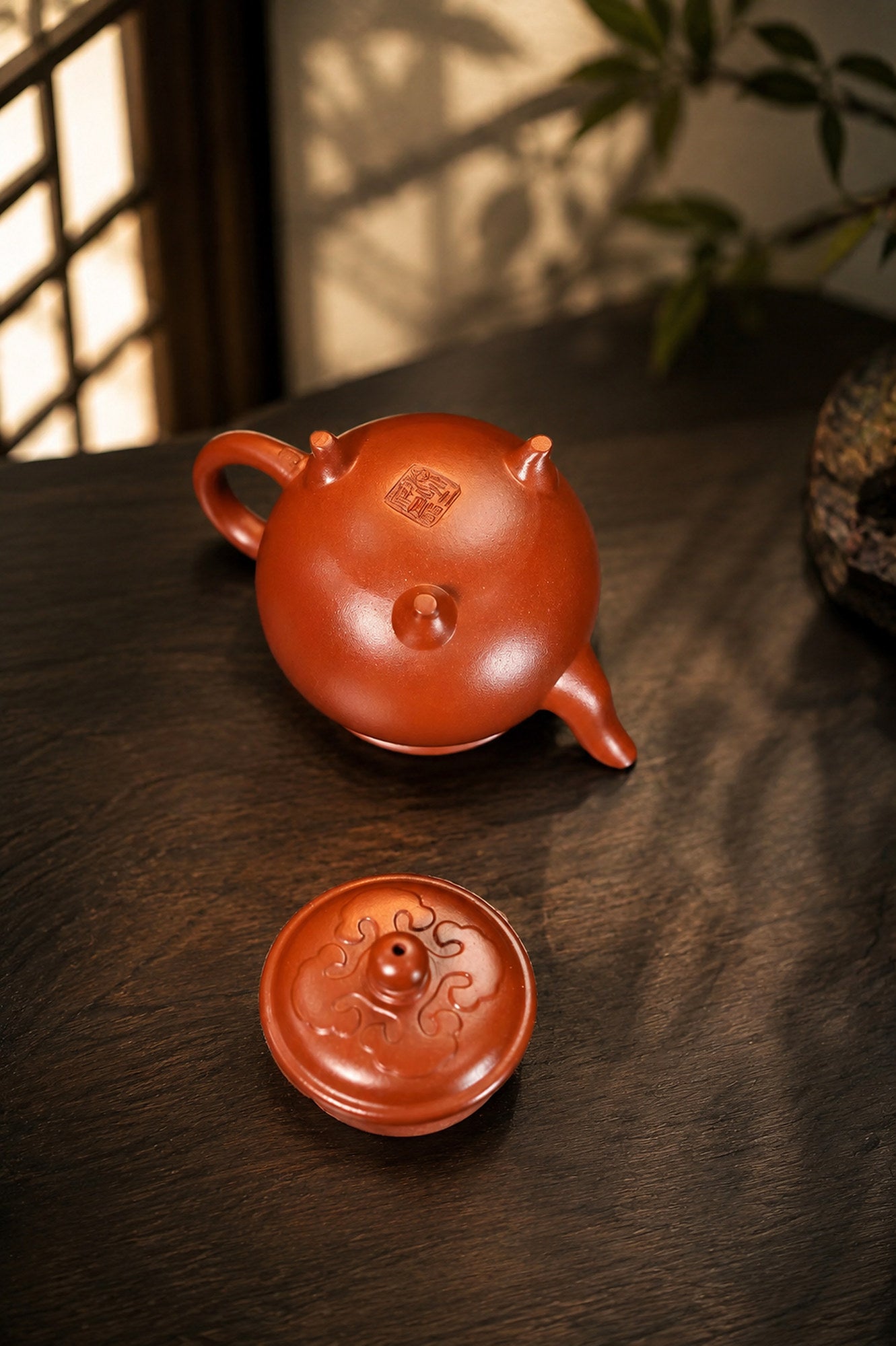 Product view 2 of 110ml Da Bin Ru Yi zisha teapot in Xiao Hongni Clay, No. 347