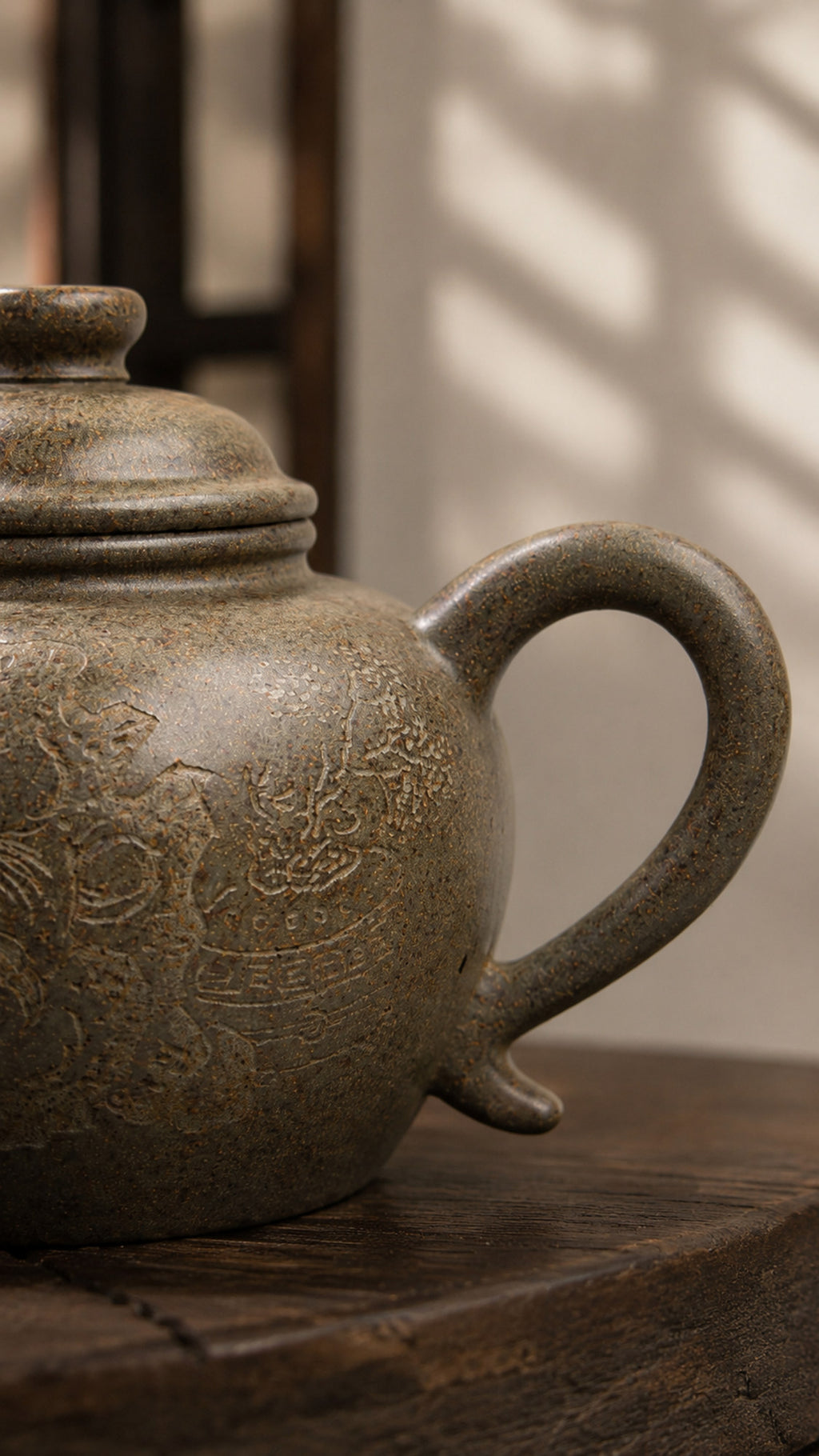 Product view 5 of 200ml Da Bin Yuan Niu zisha teapot in Xiekeqing Clay, No. 189