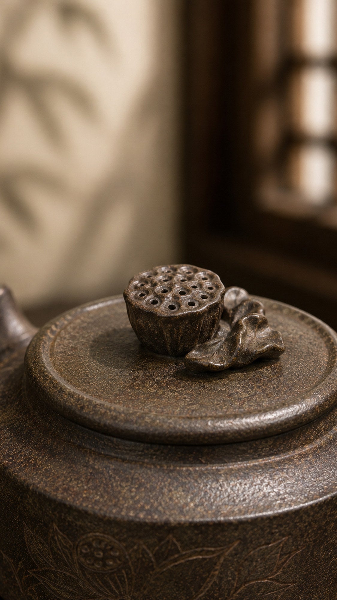 Product view 2 of 210ml Da Wen Shuang Quan zisha teapot in Xiekeqing Clay, No. 204