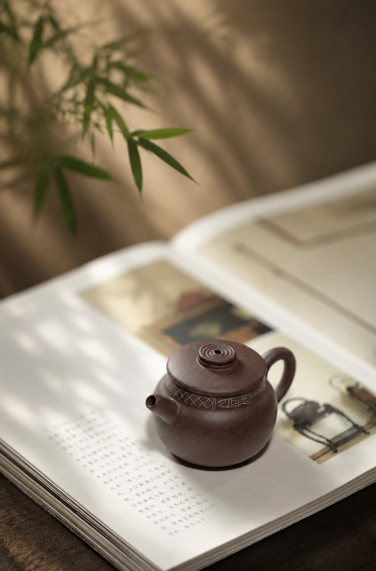 Product view 9 of 80ml Dezhong zisha teapot in Zini Clay, No. 325