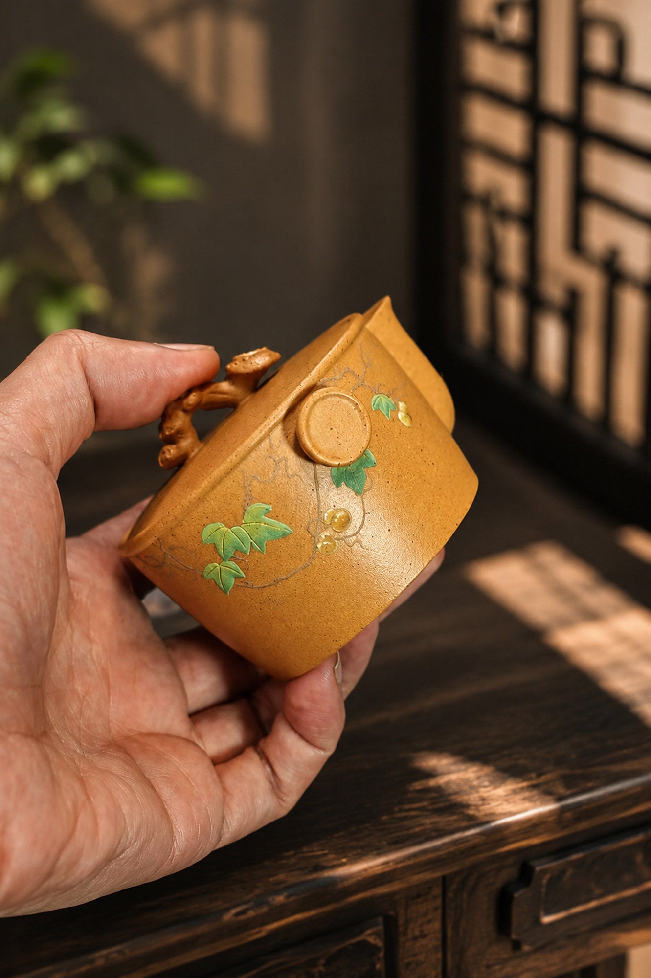 Product view 4 of 140ml Hand-Grip Form zisha teapot in Duanni Clay, No. 384