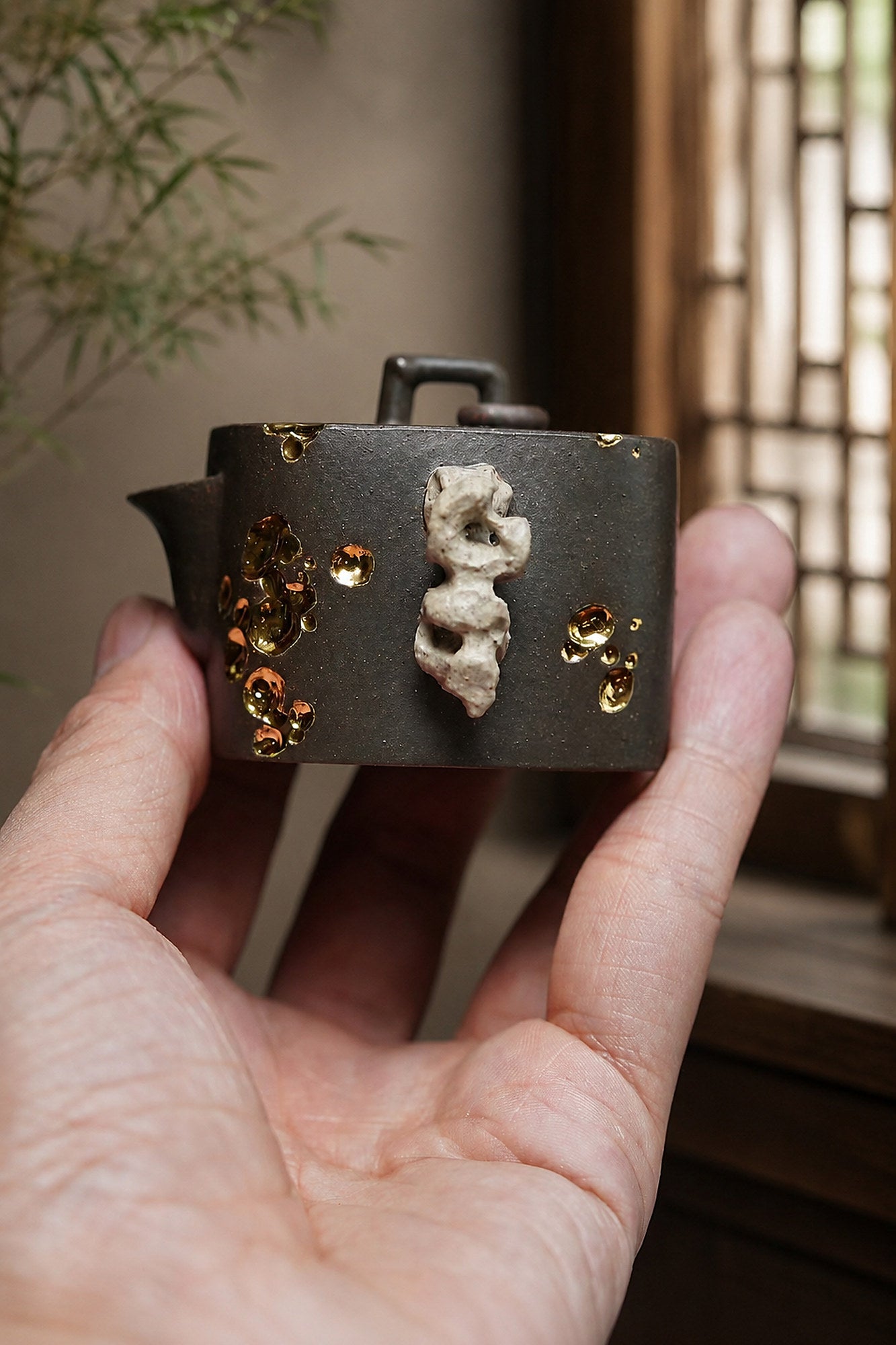 Product view 1 of 65ml Hand-Grip Form zisha teapot in Tianqingni Clay, No. 330