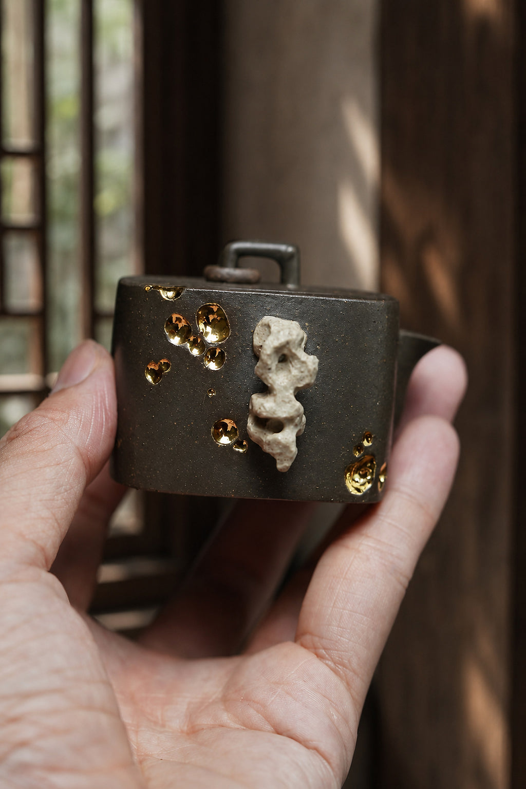 Product view 2 of 65ml Hand-Grip Form zisha teapot in Tianqingni Clay, No. 330