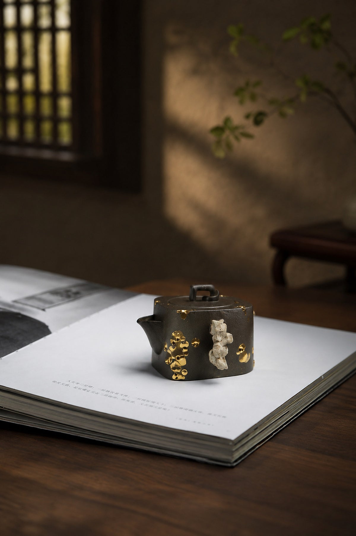 Product view 7 of 65ml Hand-Grip Form zisha teapot in Tianqingni Clay, No. 330