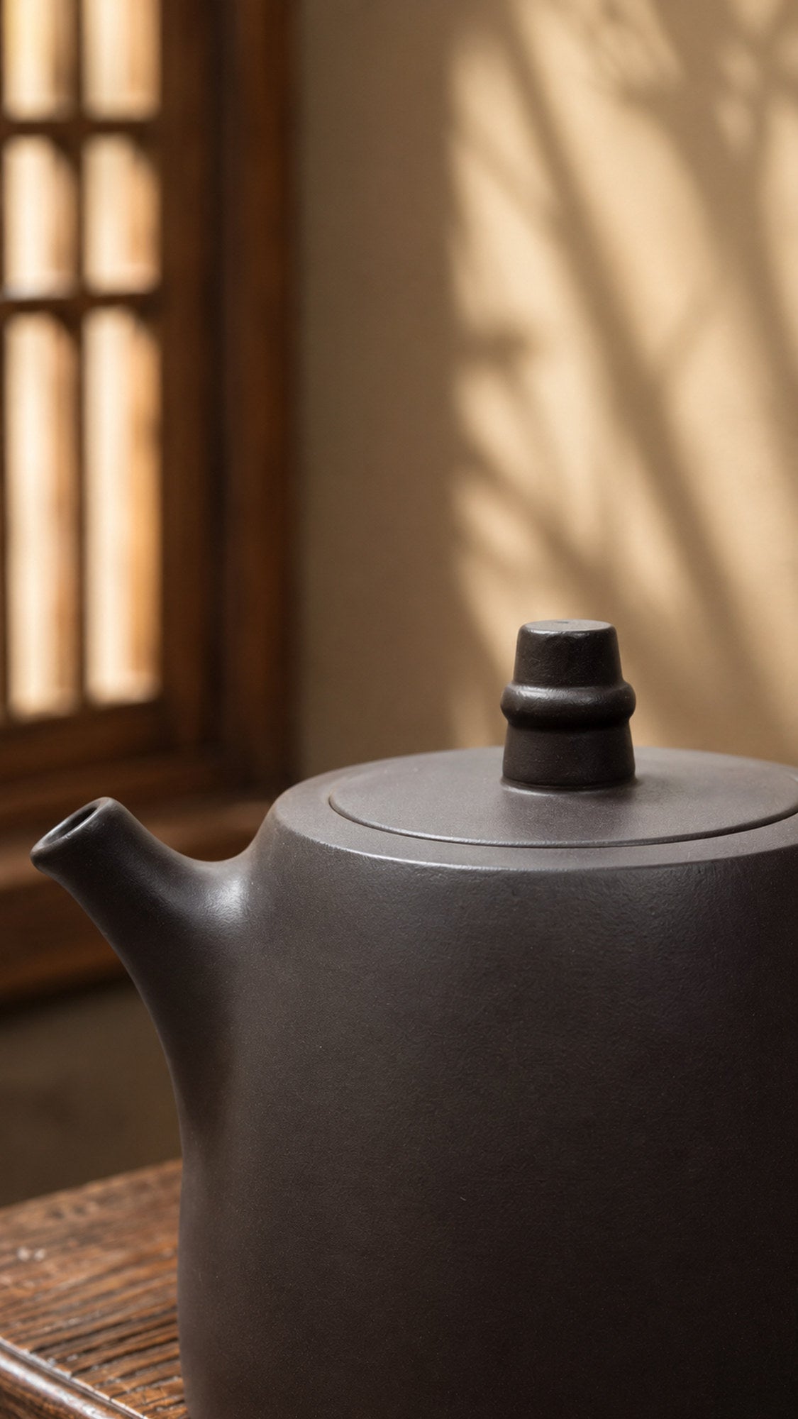 Product view 3 of 260ml Handuo zisha teapot in Hei Duntou Clay, No. 156