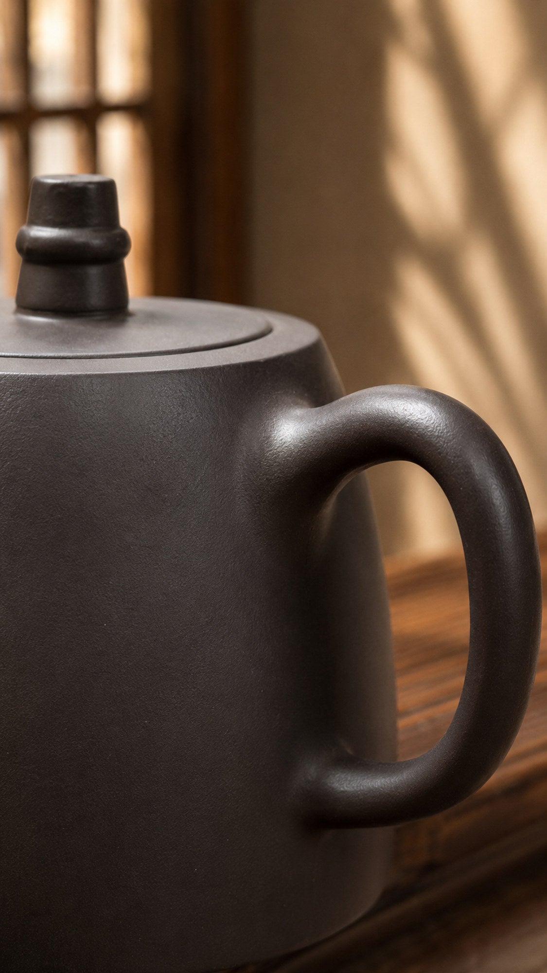 Product view 5 of 260ml Handuo zisha teapot in Hei Duntou Clay, No. 156