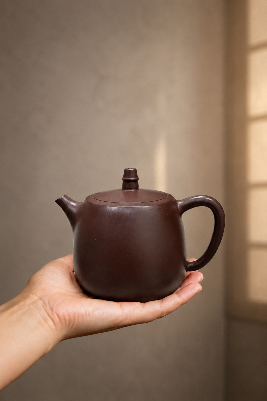 Product view 2 of 100ml Handuo zisha teapot in Zipao Yusha Clay, No. 077