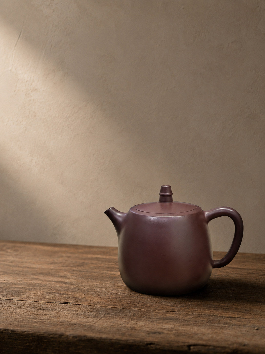 Product view 4 of 100ml Handuo zisha teapot in Zipao Yusha Clay, No. 077