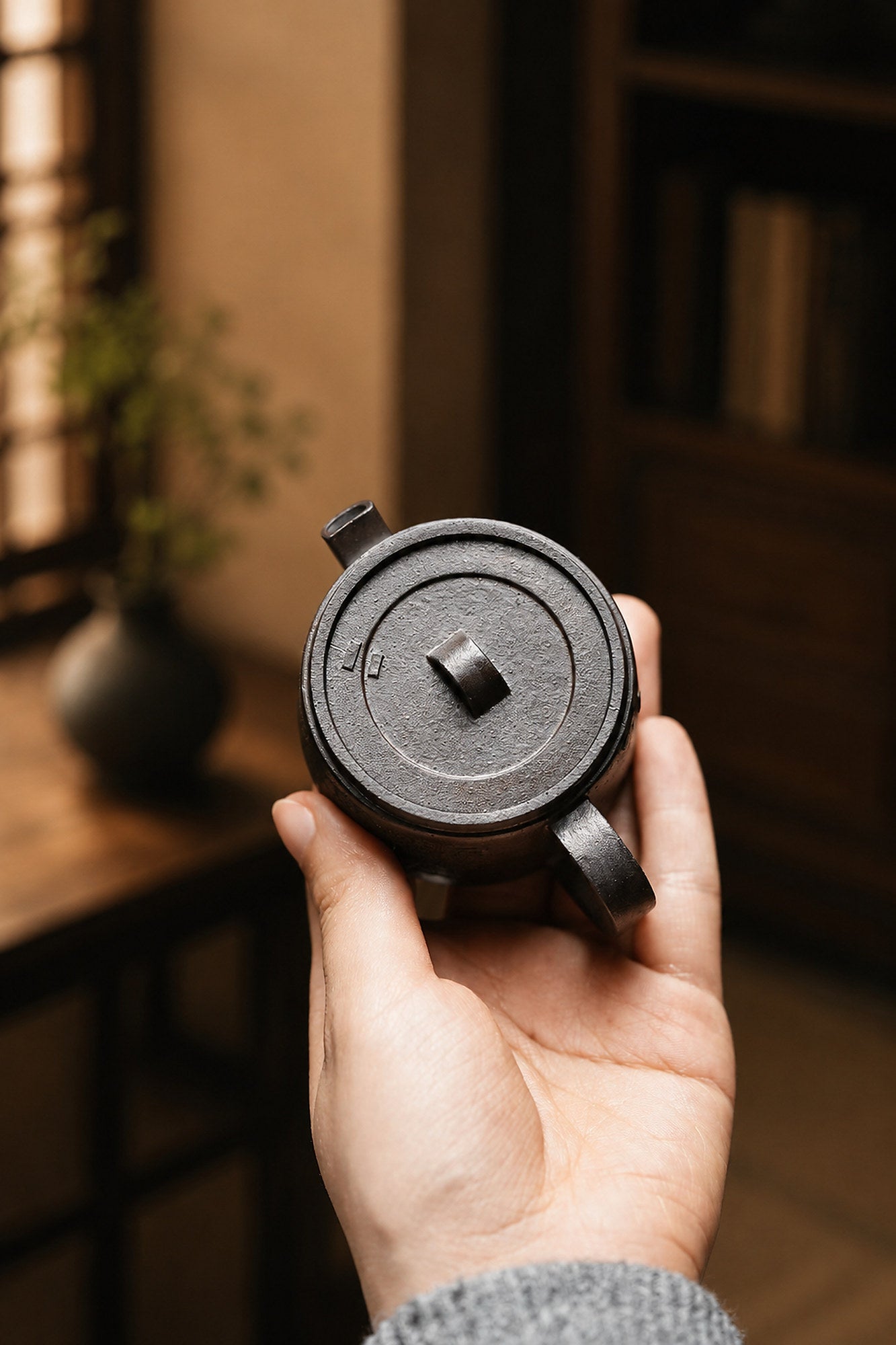 Product view 8 of 80ml Hanwa zisha teapot in Aged Zini Clay, No. 244