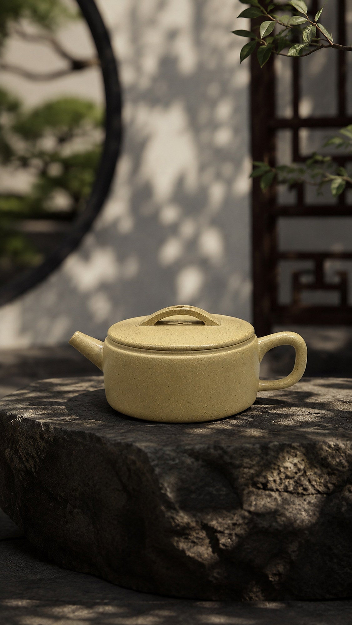 Product view 1 of 180ml Hanwa zisha teapot in Benshan Luni Clay, No. 140