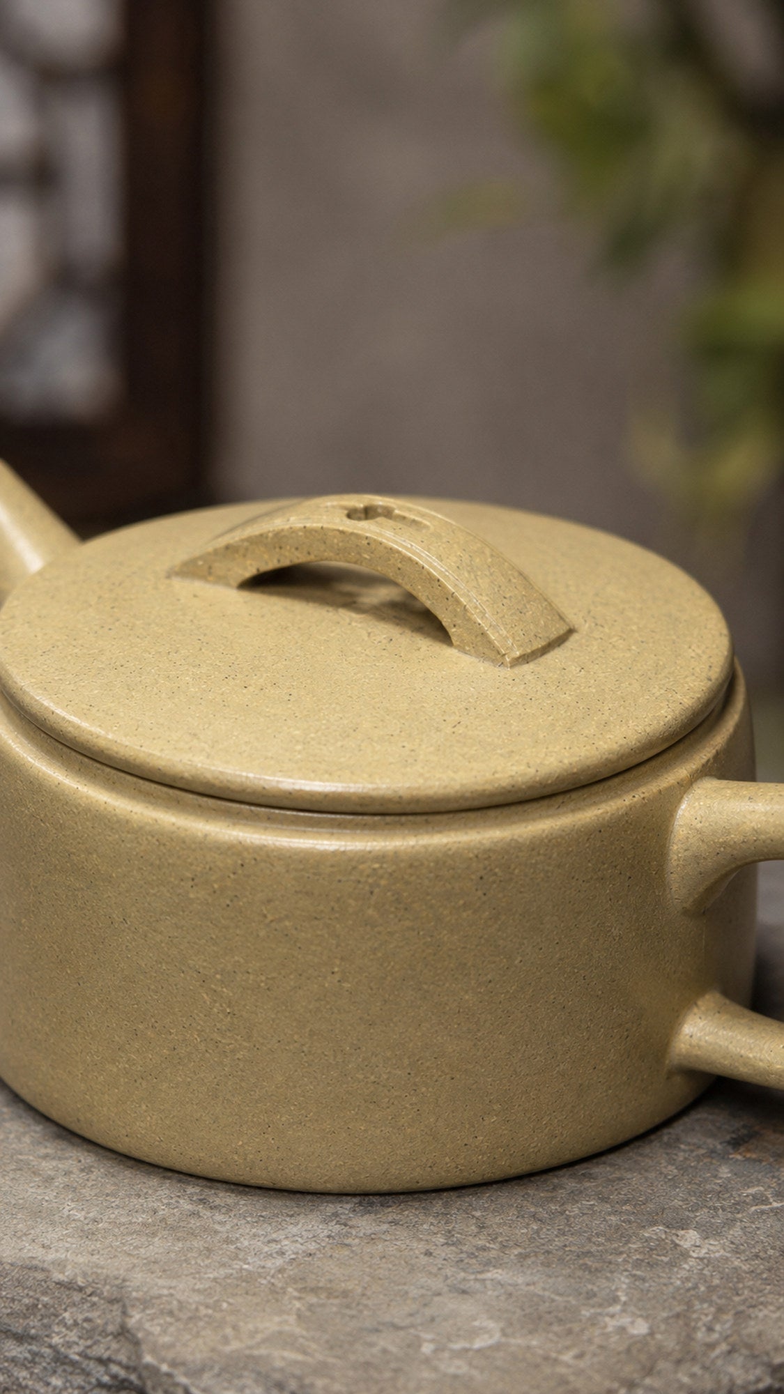 Product view 5 of 180ml Hanwa zisha teapot in Benshan Luni Clay, No. 140