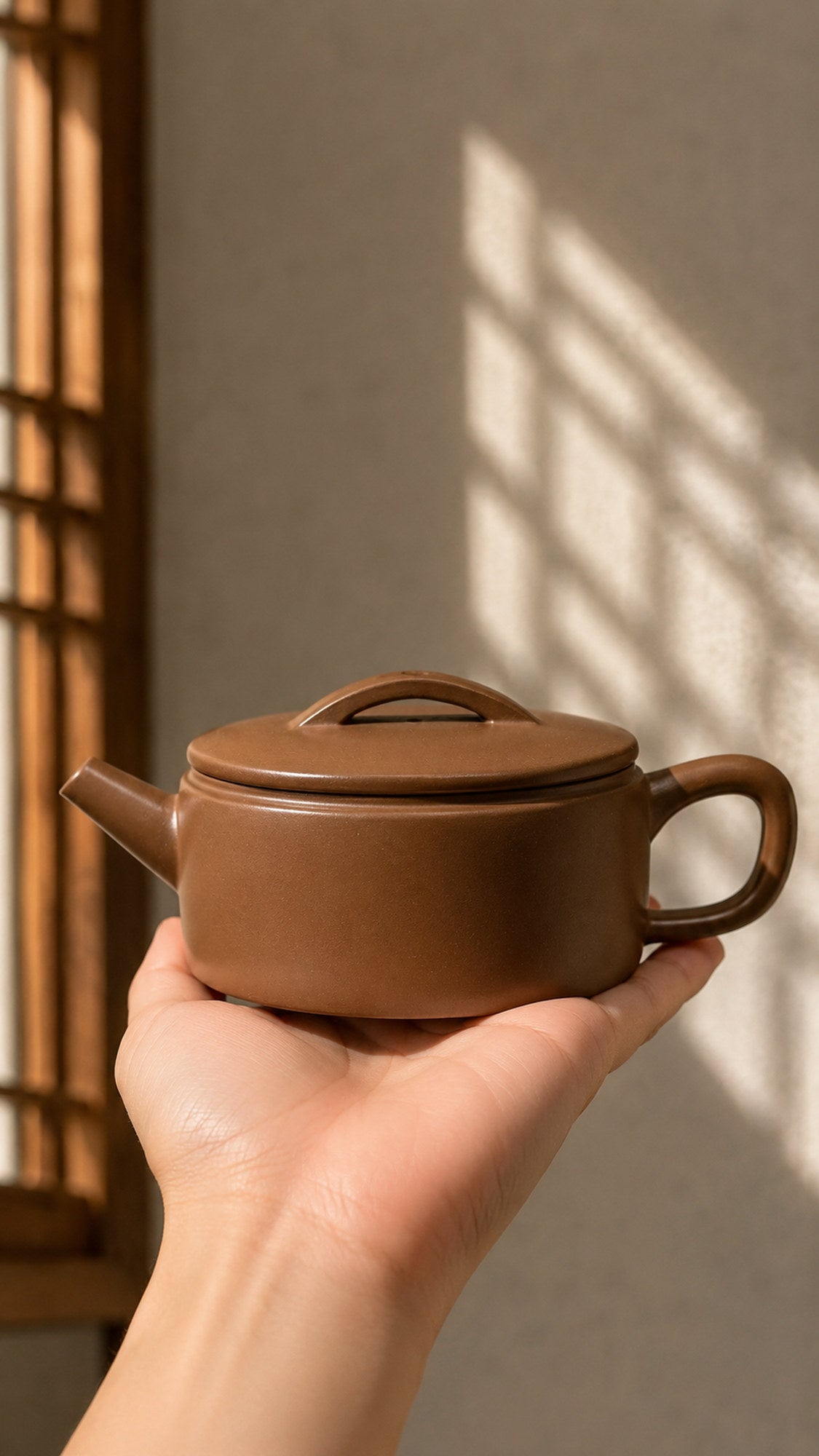 Product view 2 of 180ml Hanwa zisha teapot in Chijin Zini Clay, No. 161