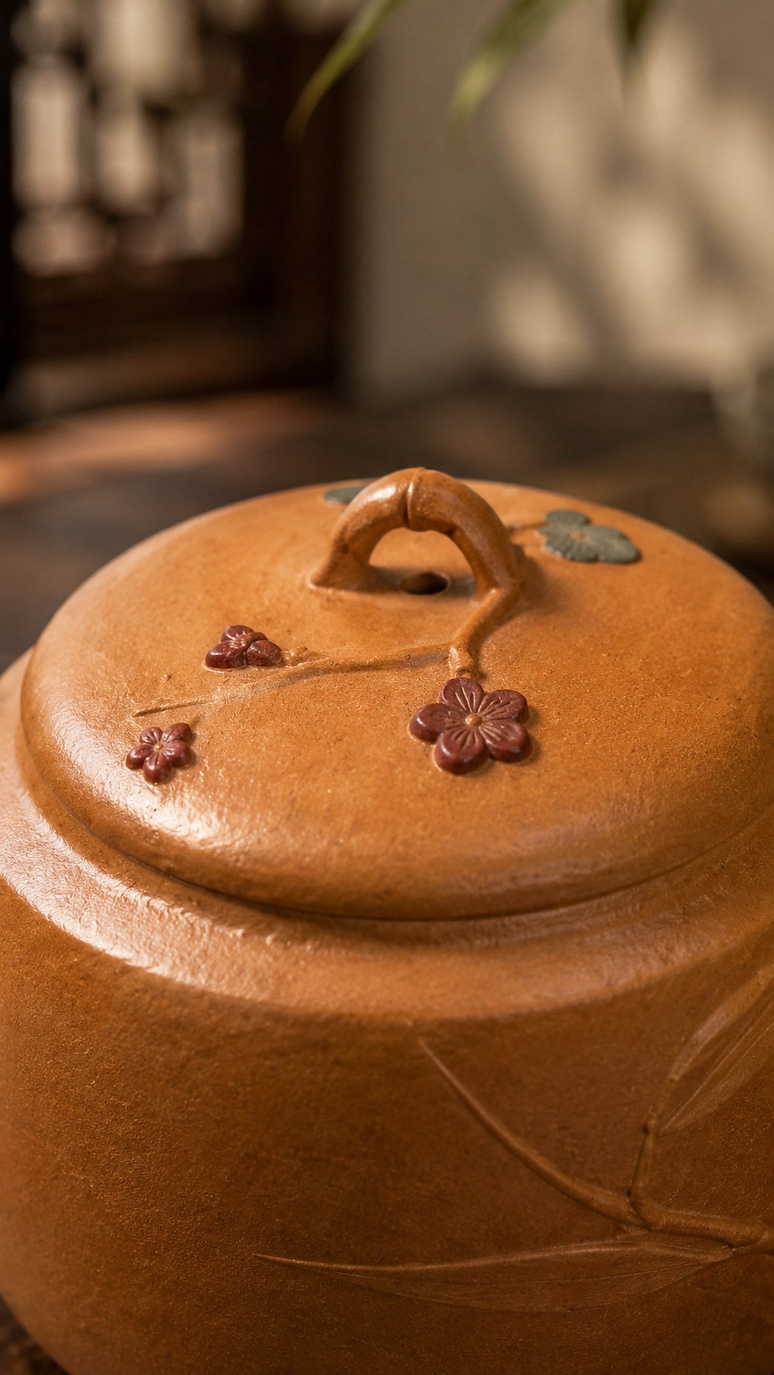 Product view 3 of 40ml Hanwa zisha teapot in Golden Duanni Clay, No. 015