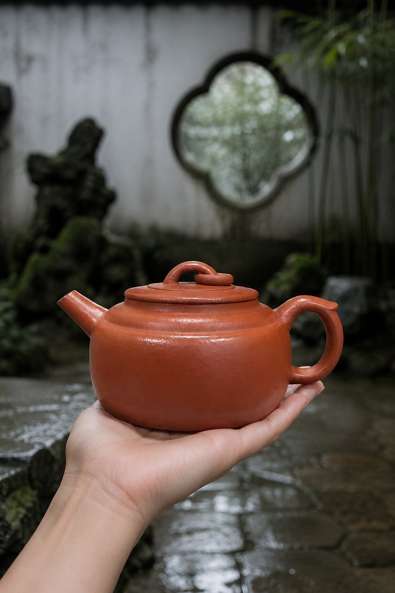 Product view 2 of 140ml Hanwa zisha teapot in Jiangponi Clay, No. 108