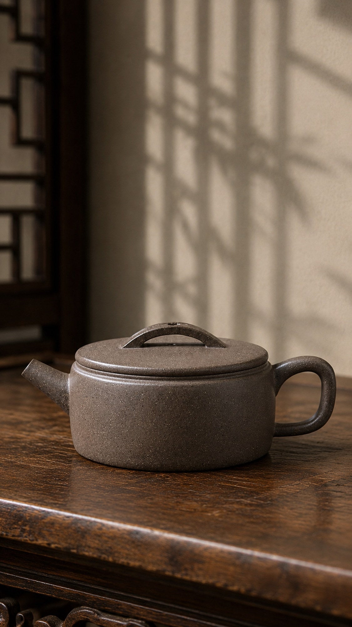 Product view 1 of 180ml Hanwa zisha teapot in Tianqingni Clay, No. 145