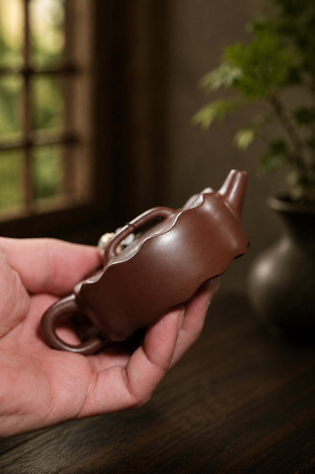 Product view 3 of 90ml Hanwa zisha teapot in Zini Clay, No. 309