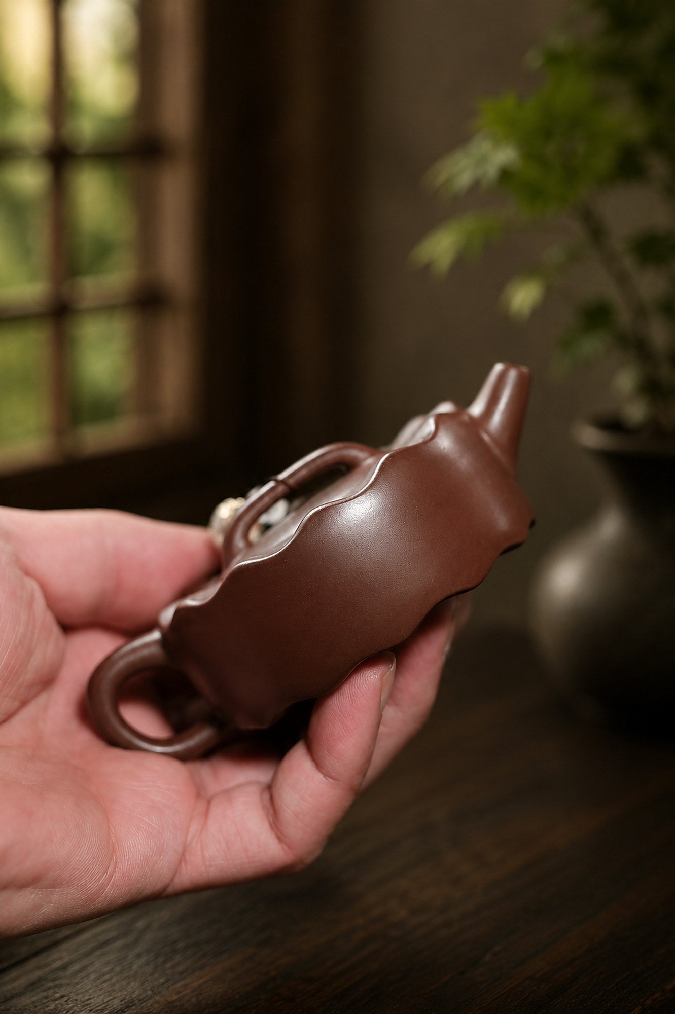 Product view 3 of 90ml Hanwa zisha teapot in Zini Clay, No. 309