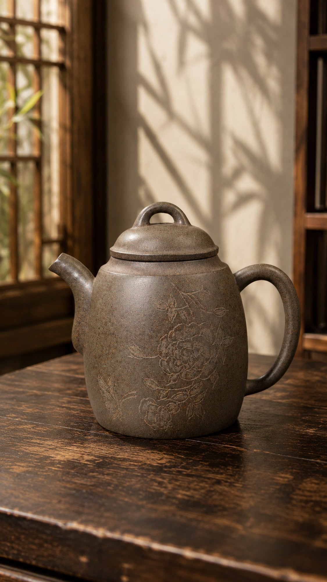 Product view 4 of 180ml Hanyuan zisha teapot in Xiekeqing Clay, No. 193