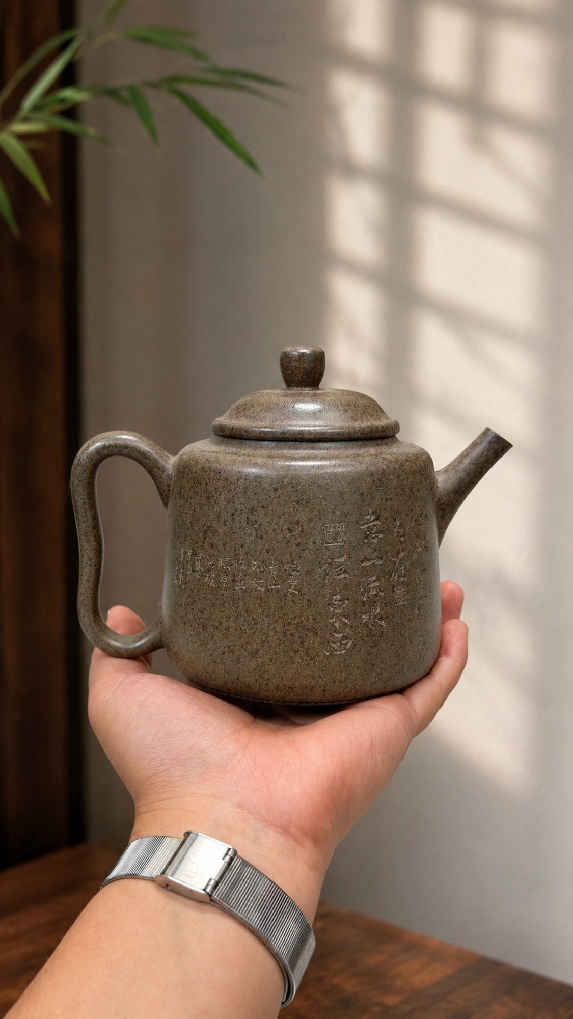 Product view 2 of 220ml Ji Zhi zisha teapot in Xiekeqing Clay, No. 199