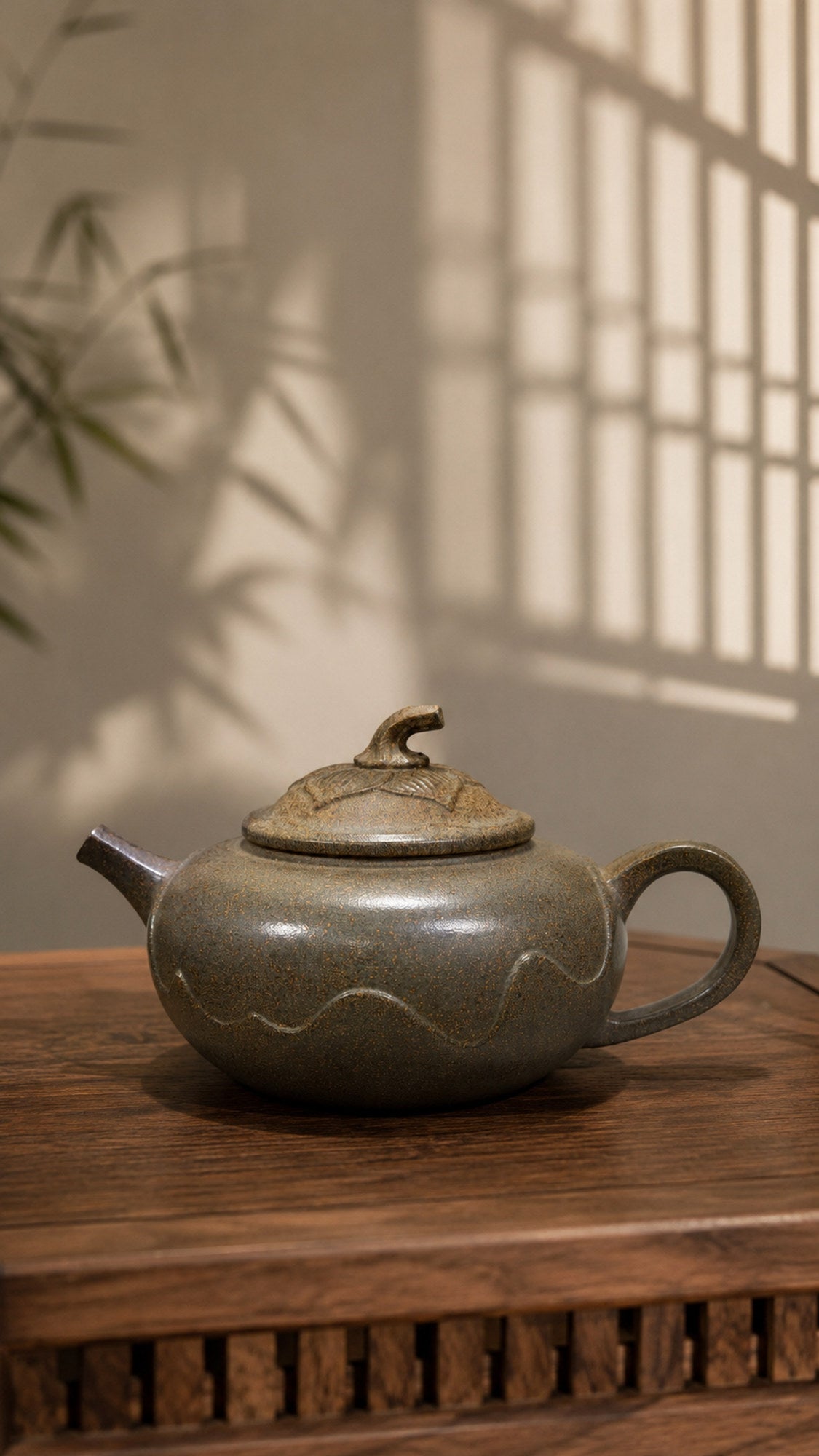 Product view 1 of 180ml Lianyun zisha teapot in Xiekeqing Clay, No. 194