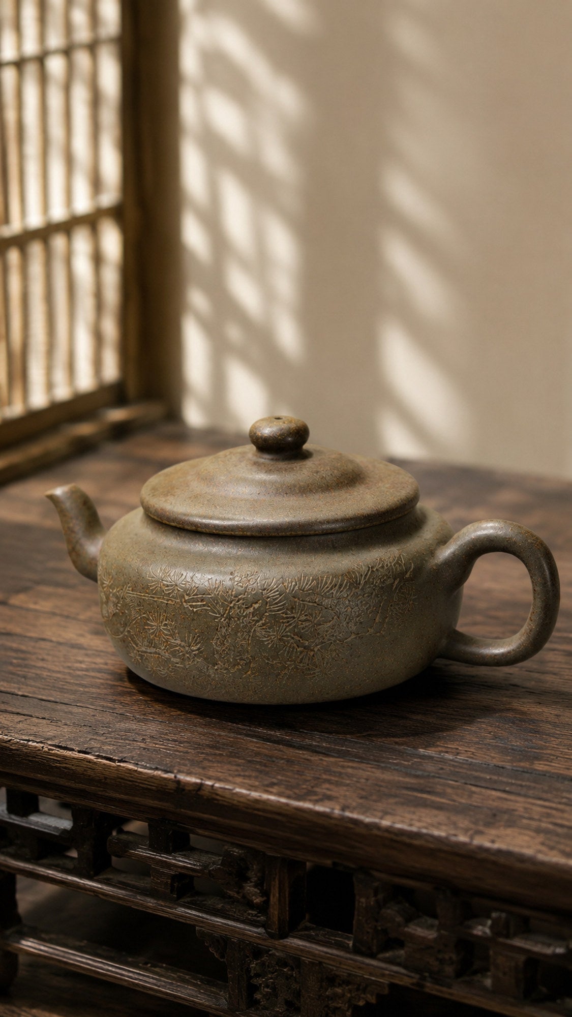 Product view 4 of 210ml Lianzi zisha teapot in Xiekeqing Clay, No. 187