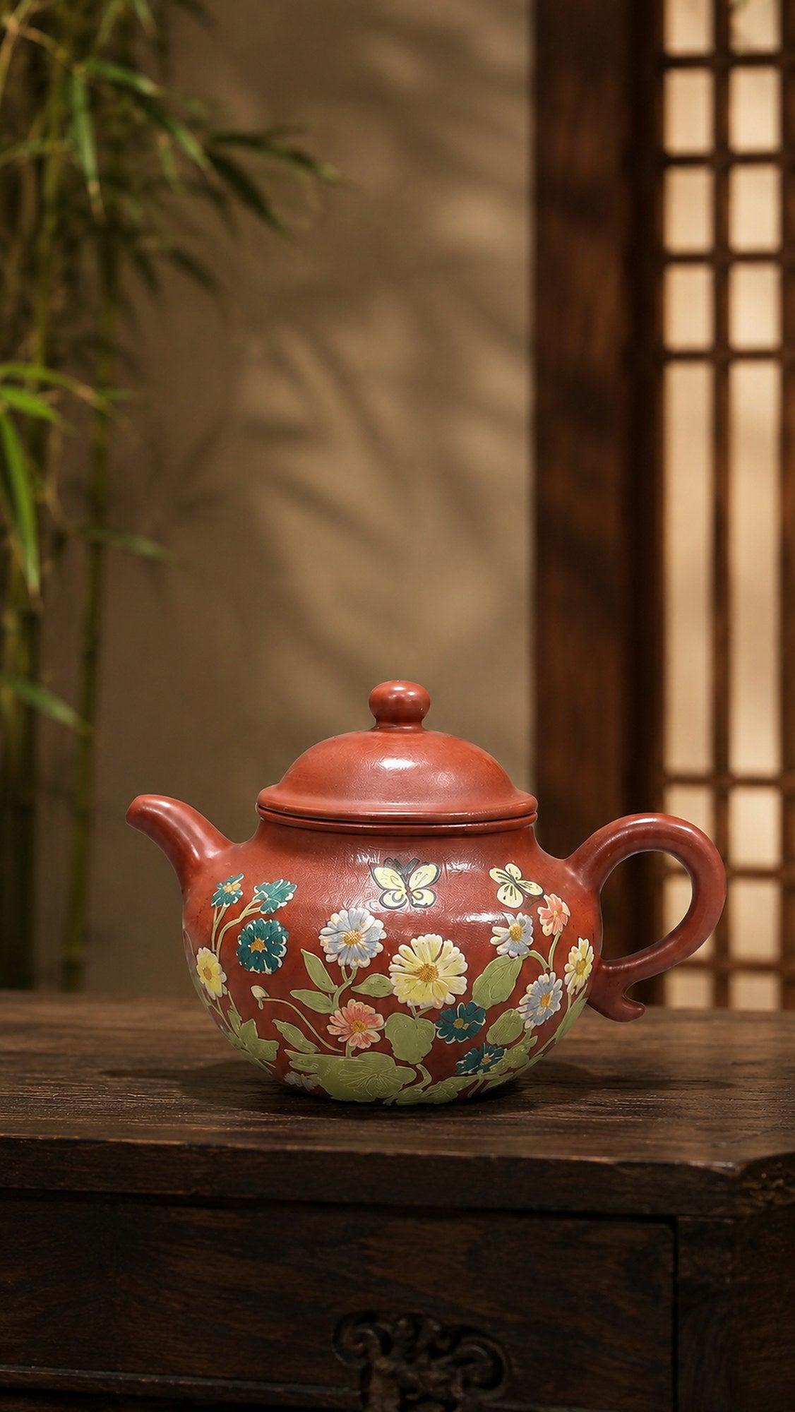 Zhuni Lianzi teapot, full view of colorful flower decoration