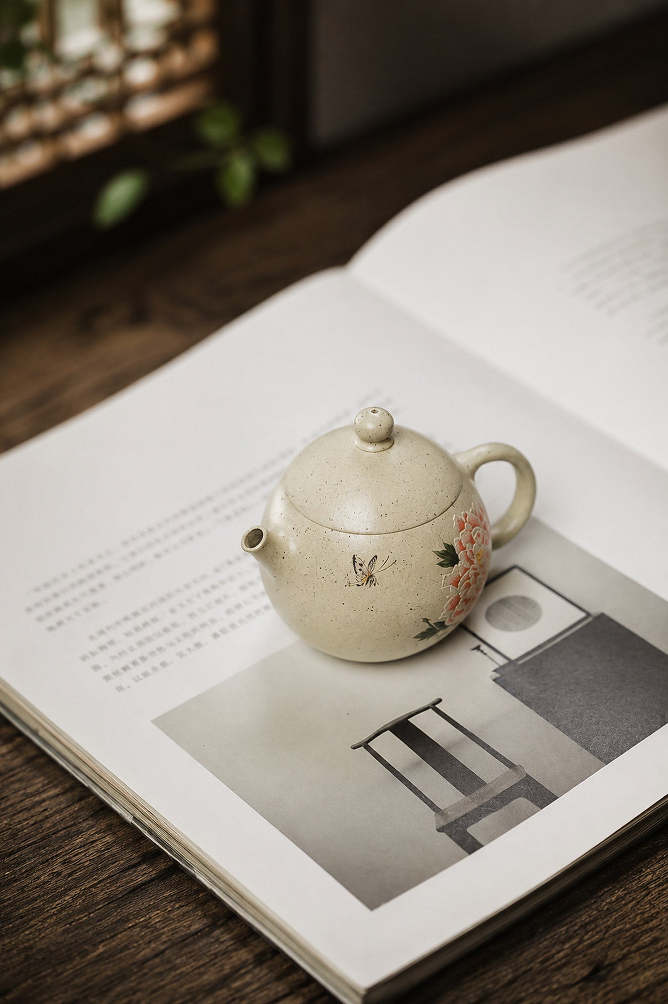Product view 5 of 100ml Longdan zisha teapot in Baiyu Duanni Clay, No. 331