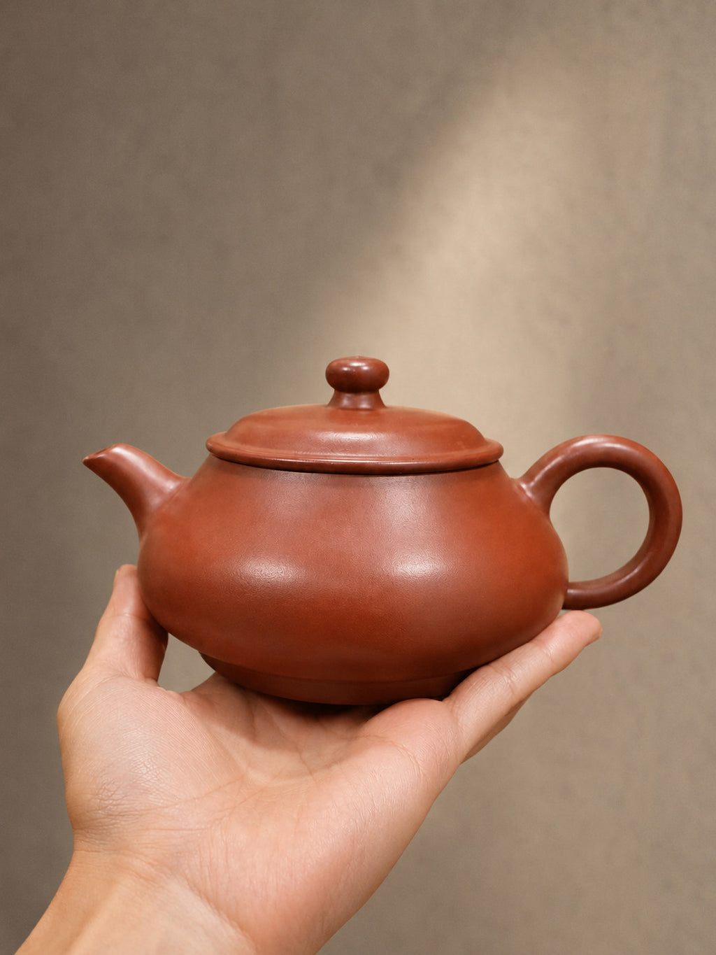 Product view 2 of 160ml Ming Lu zisha teapot in Dahongpao Clay, No. 082