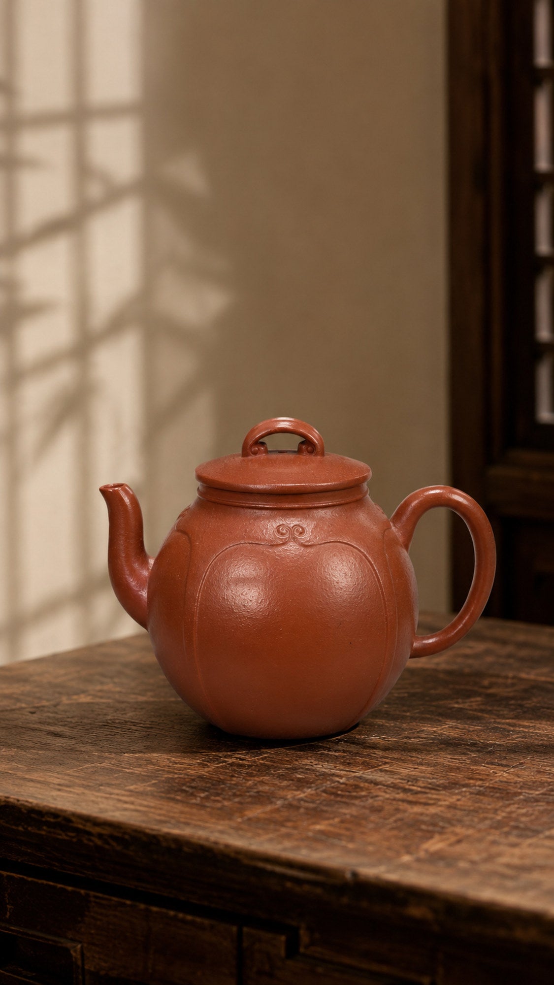 Product view 1 of 160ml Palace Lantern zisha teapot in Dahongpao Clay, No. 211