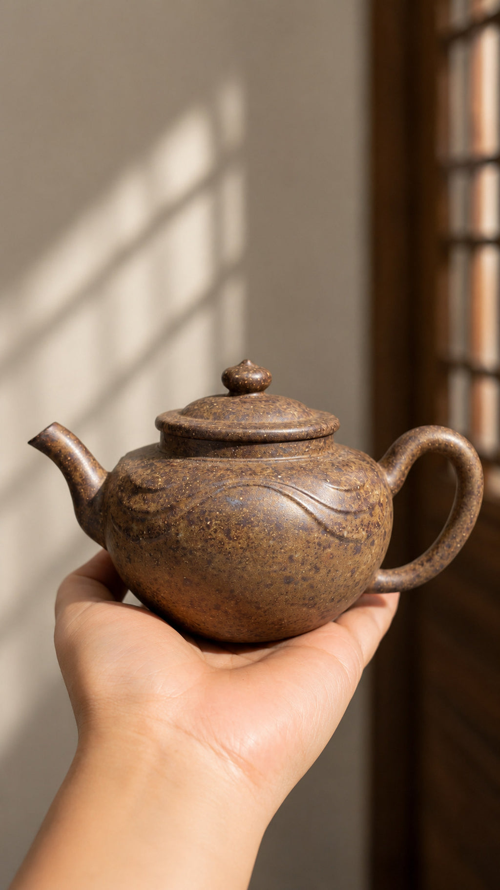 Product view 2 of 200ml Palace Lantern zisha teapot in Xiekeqing Clay, No. 196