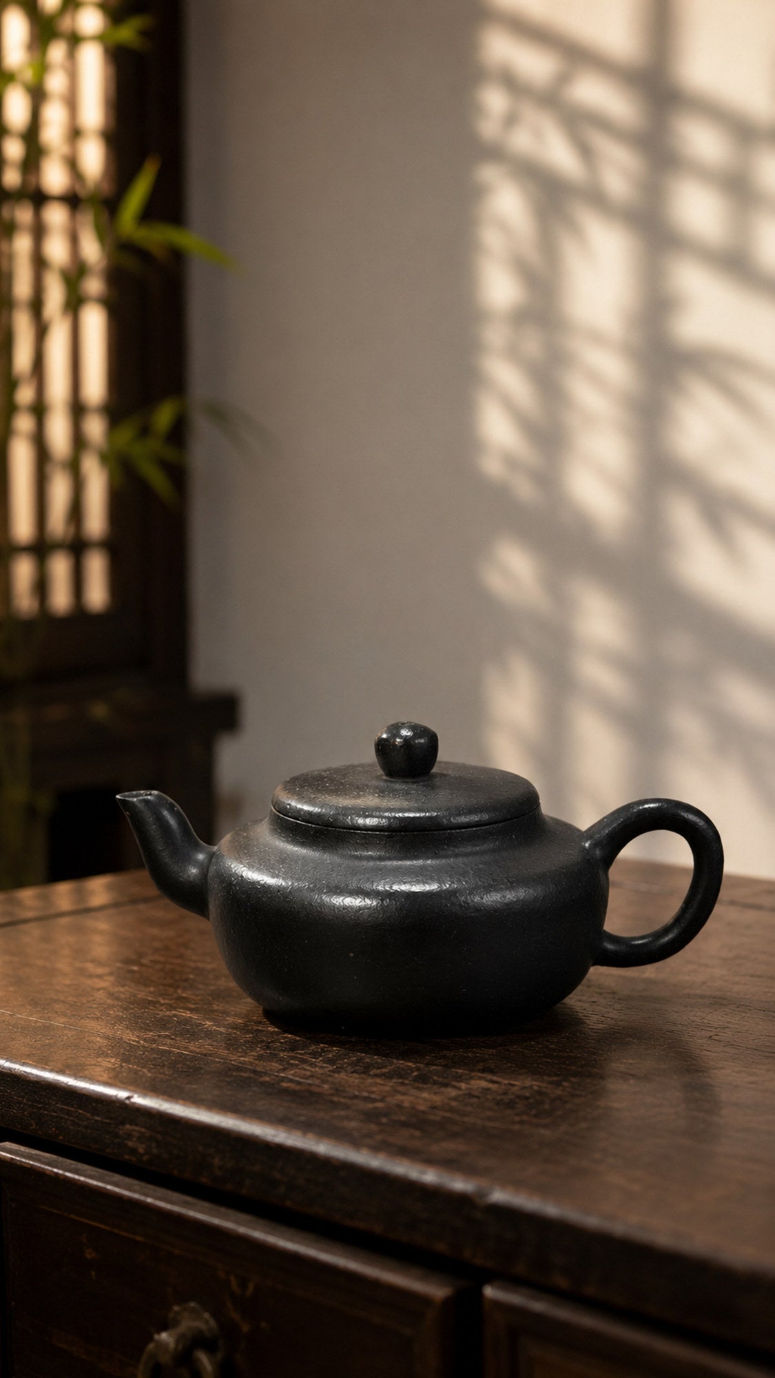 Product view 1 of 100ml Pear-Shaped zisha teapot in Reduction-Fired Zhuni Clay, No. 208
