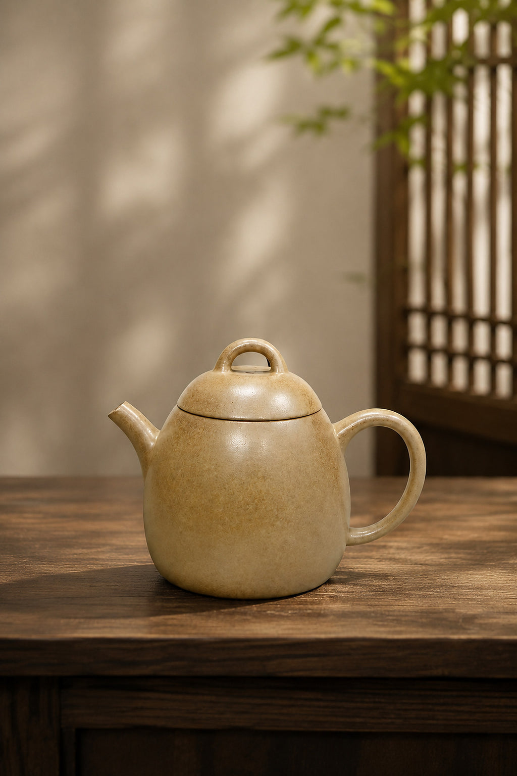 Benshan Luni Qinquan Yixing teapot, front-side view