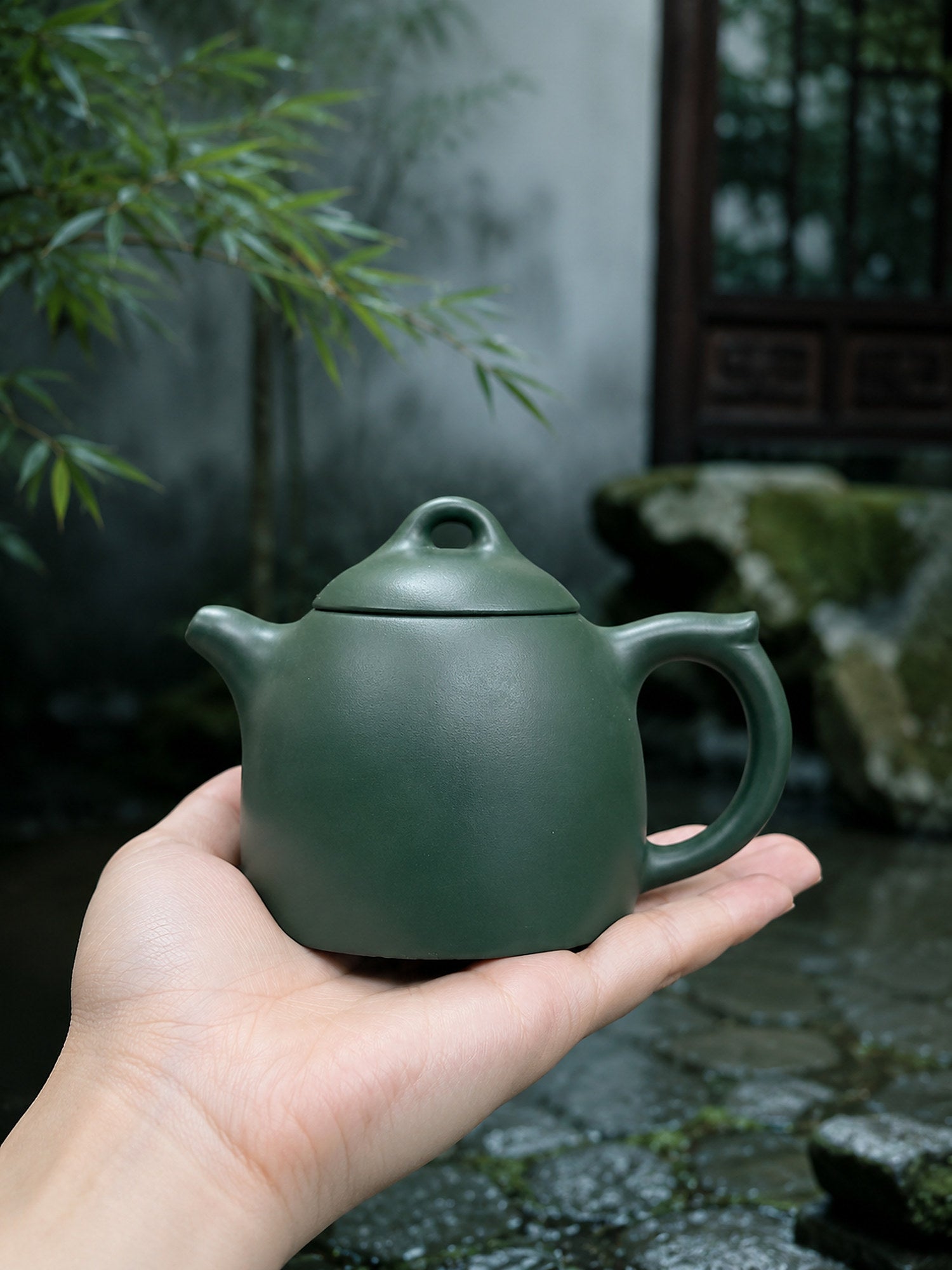 Product view 2 of 180ml Qinquan zisha teapot in Luni Clay, No. 125