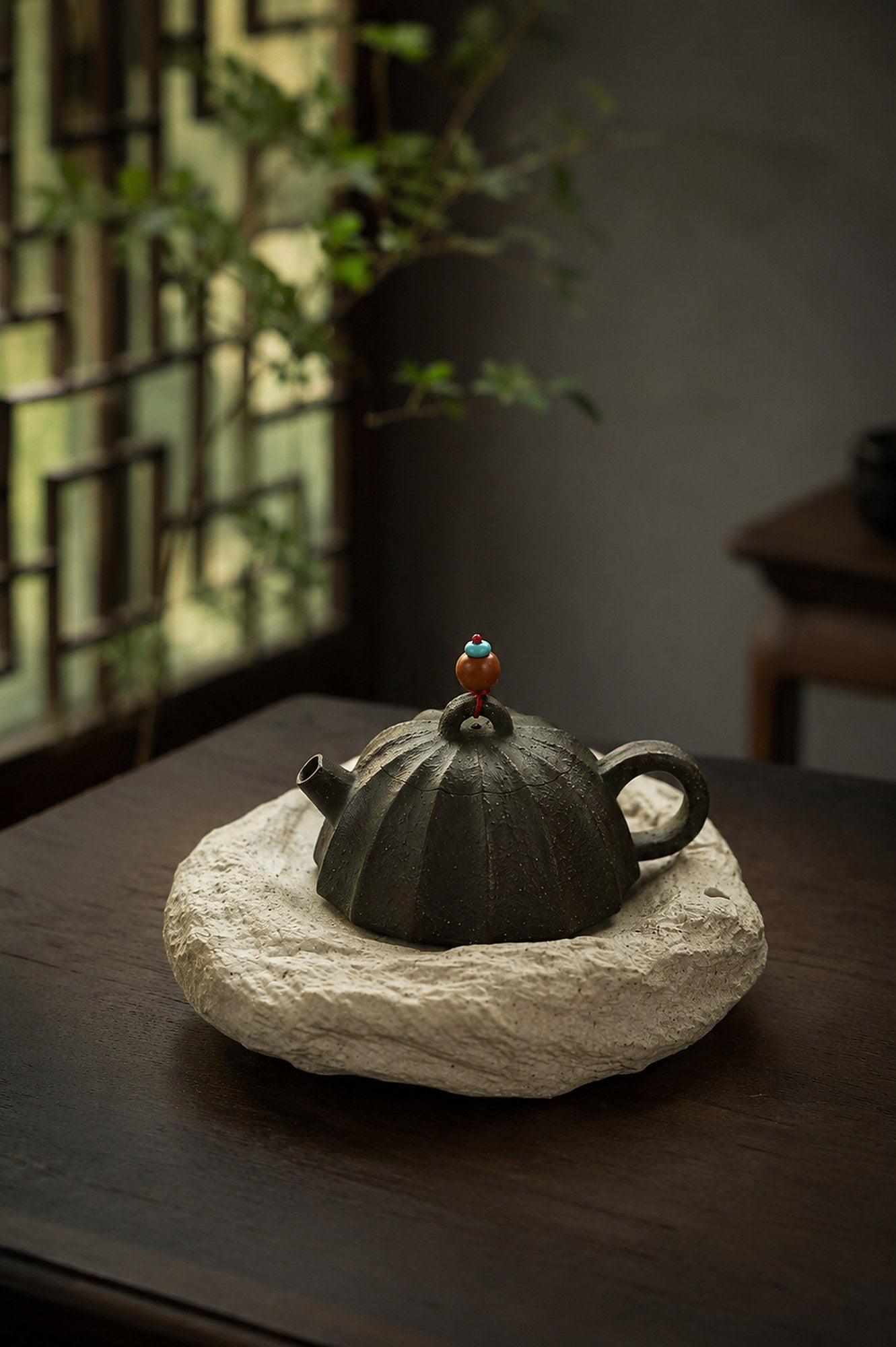 Product view 2 of 80ml Ribbed Form zisha teapot in Aged Zini Clay, No. 406