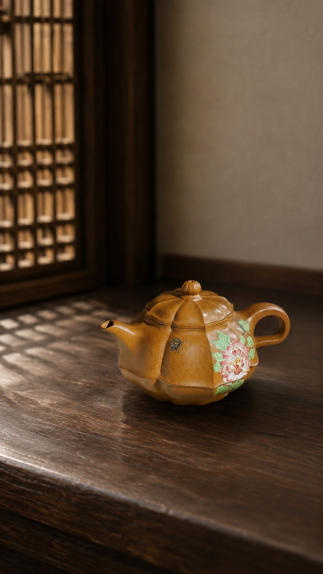 Product view 1 of 180ml Ribbed Form zisha teapot in Golden Duanni Clay, No. 441