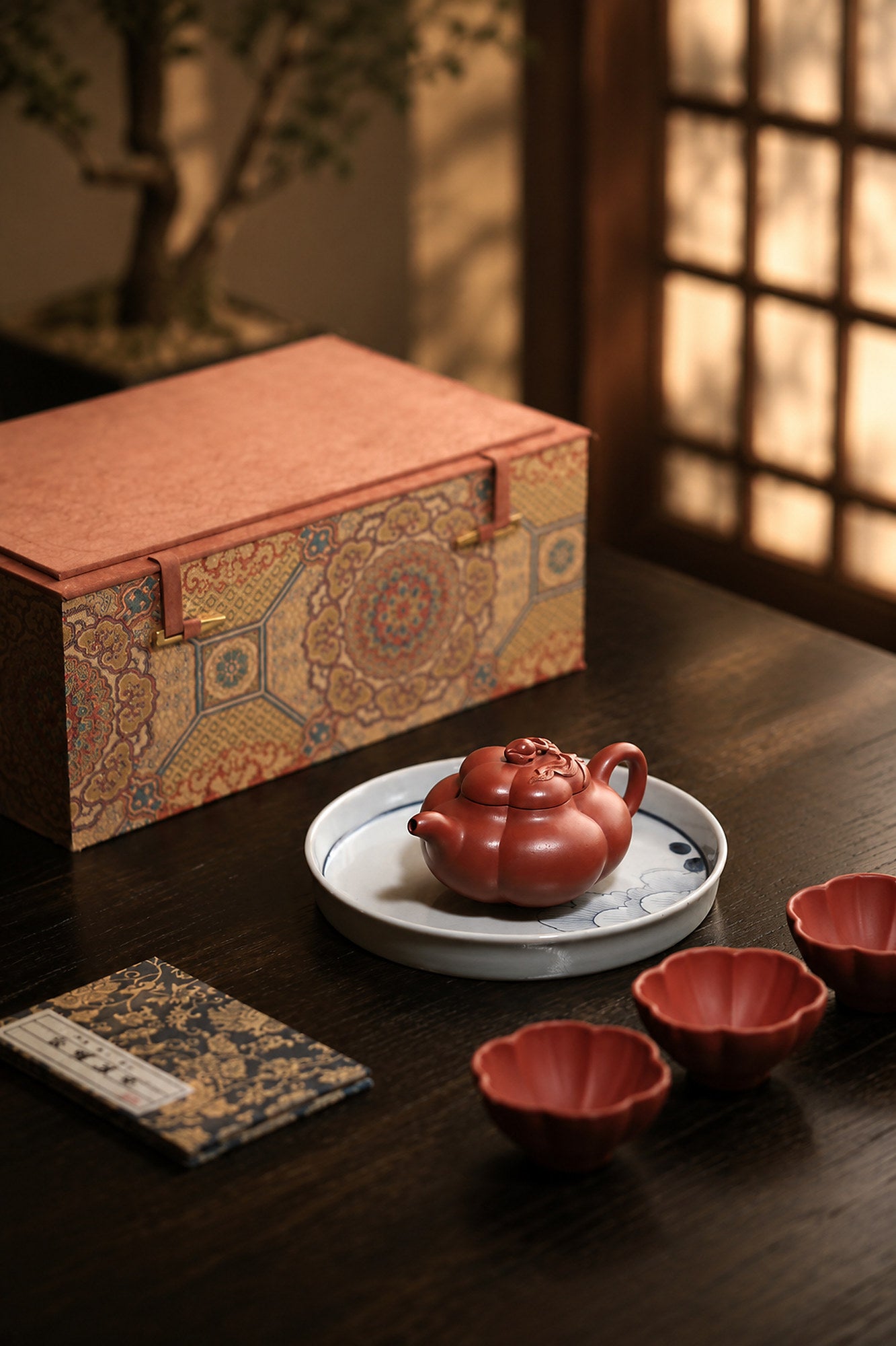 Product view 4 of 200ml Ribbed Form zisha teapot in Zhuni Clay, No. 306