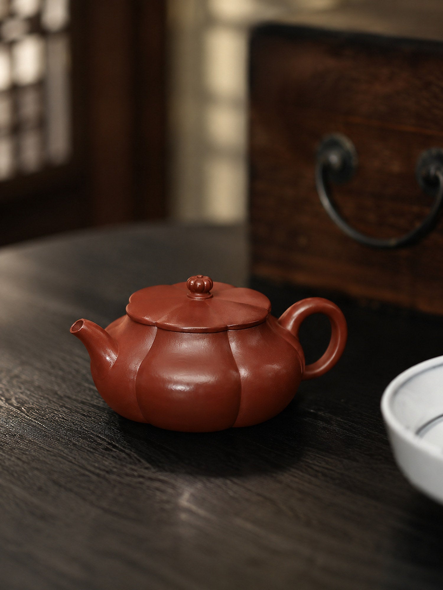 Product view 5 of 110ml Ribbed Form zisha teapot in Zhuni Clay, No. 420