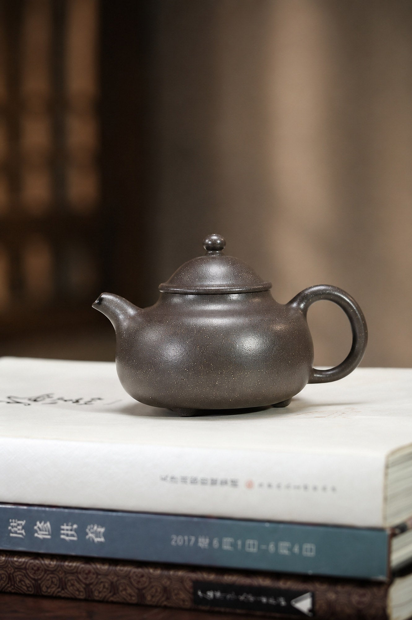 Product view 5 of 150ml San Zu Ru Ding zisha teapot in Tianqingni Clay, No. 354