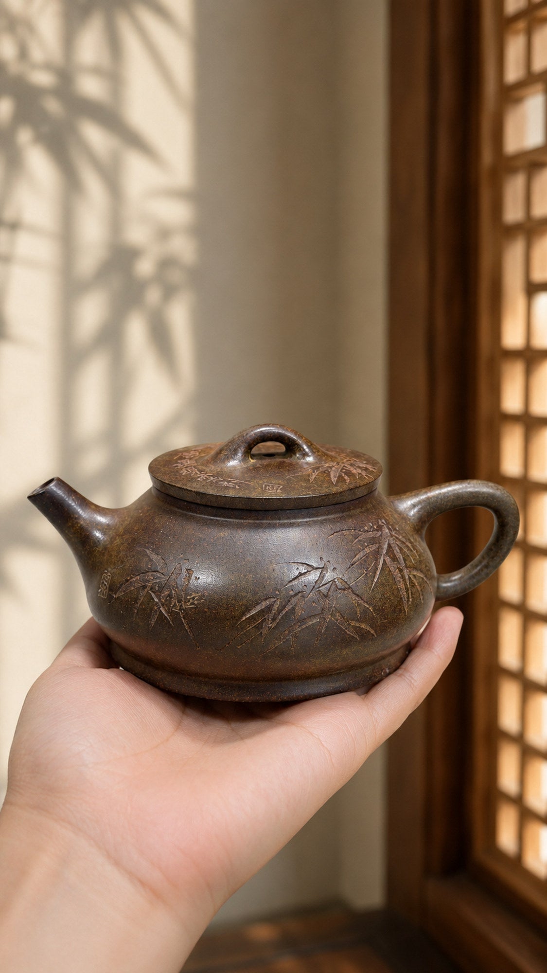 Product view 2 of 180ml Shipiao zisha teapot in Xiekeqing Clay, No. 197