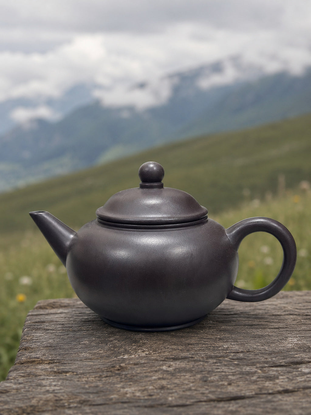 Product view 1 of 200ml Shuiping zisha teapot in Hei Duntou Clay, No. 134