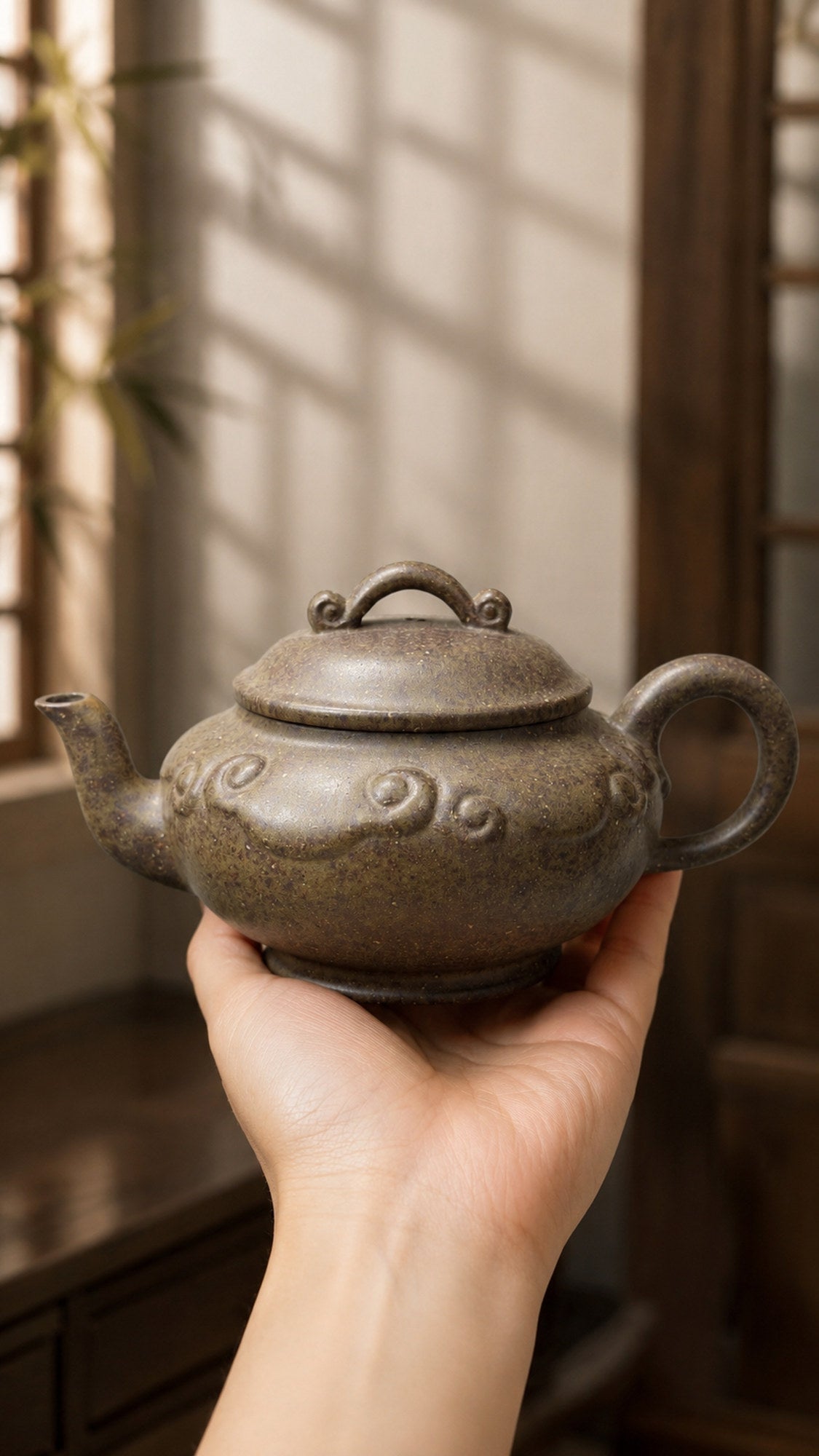 Product view 2 of 120ml Xiang Yun Ru Yi zisha teapot in Xiekeqing Clay, No. 195