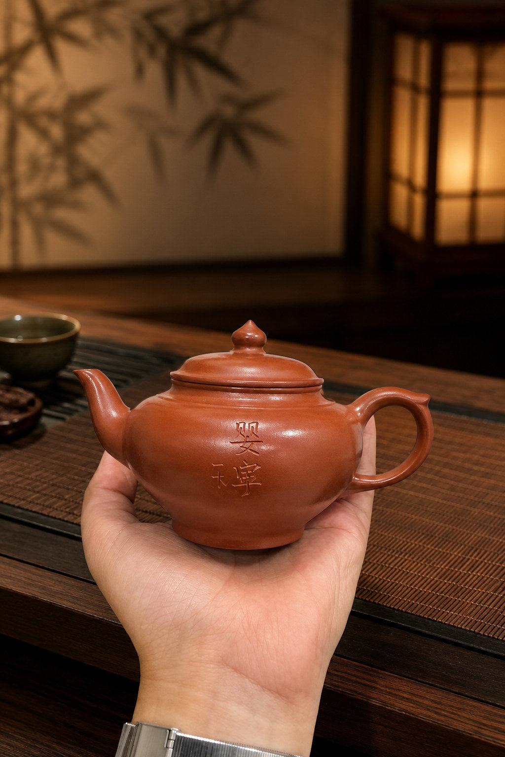 Product view 2 of 160ml Xiao Ying zisha teapot in Zhuni Clay, No. 040