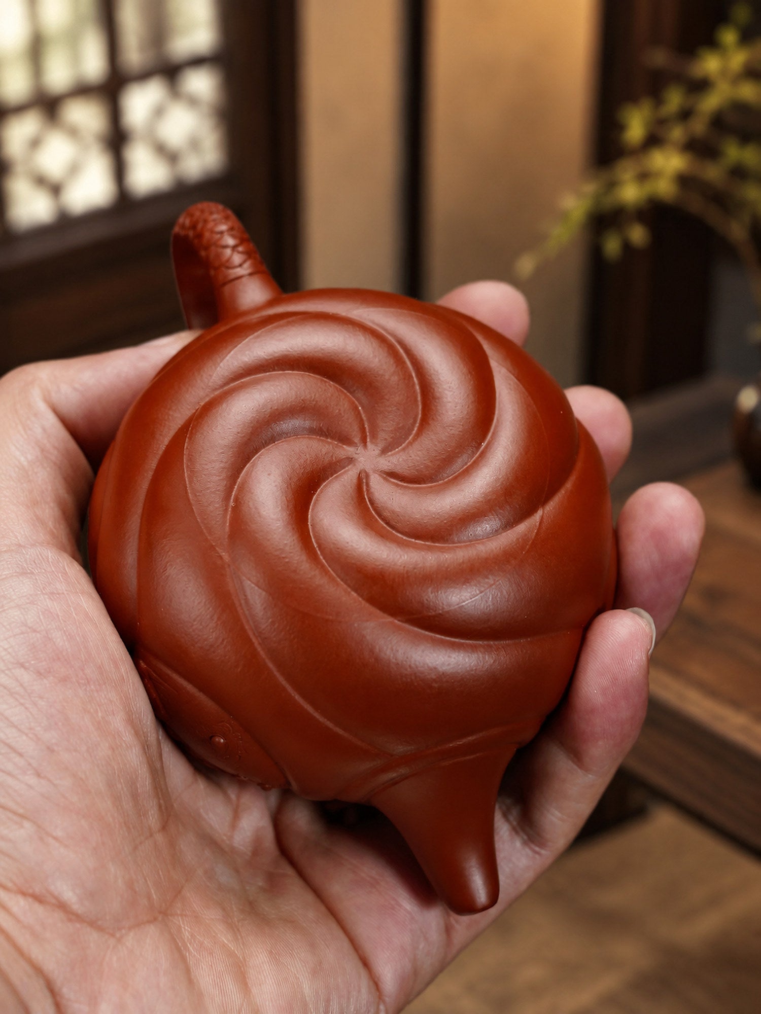 Product view 2 of 170ml Yu Hua Long zisha teapot in Zhuni Clay, No. 381